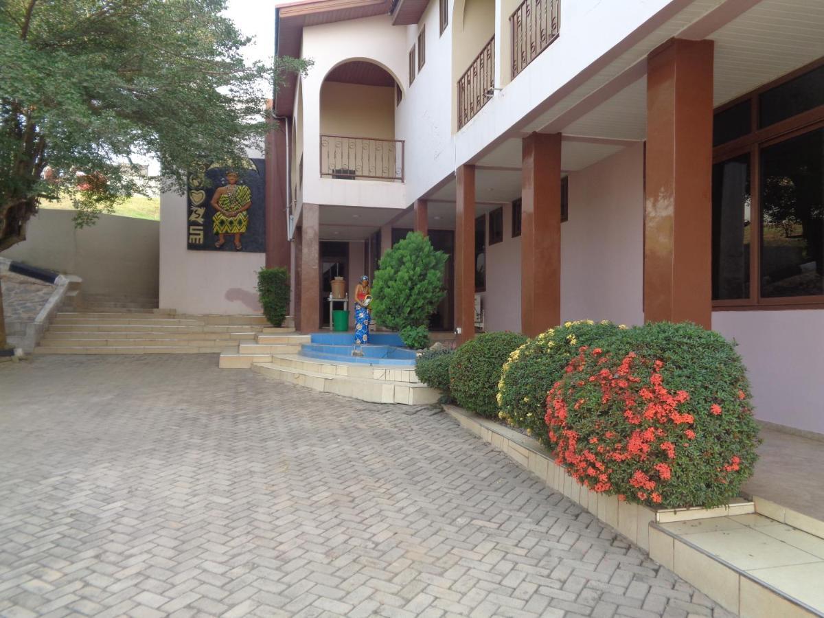 Queensland Hotel Sekondi-Takoradi Exterior foto